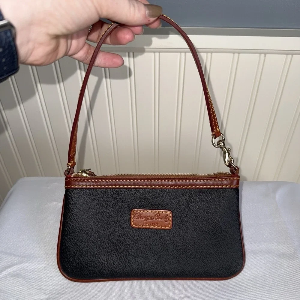 DOONEY & BOURKE BLACK PEBBLED LEATHER WRISTLET TOP HANDLE BAG PURSE WALLET